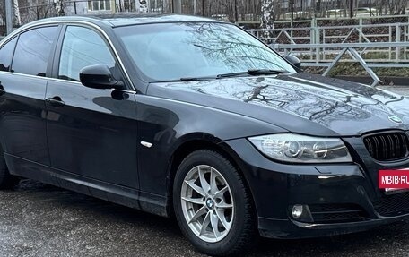 BMW 3 серия, 2011 год, 1 550 000 рублей, 2 фотография
