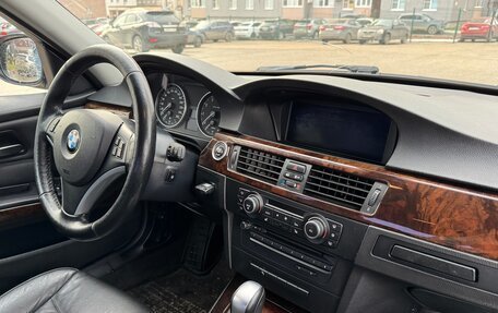 BMW 3 серия, 2011 год, 1 550 000 рублей, 20 фотография