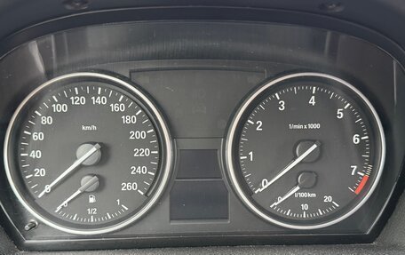BMW 3 серия, 2011 год, 1 550 000 рублей, 19 фотография
