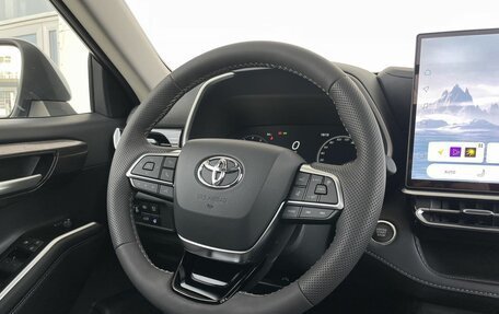 Toyota Highlander, 2026 год, 5 490 000 рублей, 19 фотография