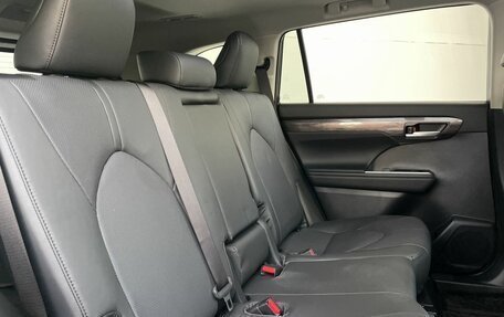 Toyota Highlander, 2026 год, 5 490 000 рублей, 36 фотография