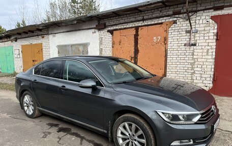 Volkswagen Passat B8 рестайлинг, 2015 год, 2 150 000 рублей, 5 фотография
