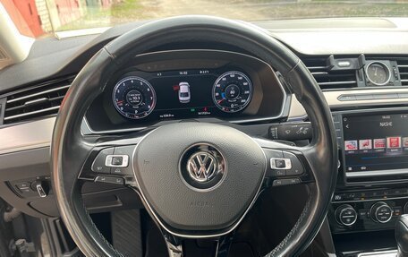 Volkswagen Passat B8 рестайлинг, 2015 год, 2 150 000 рублей, 10 фотография