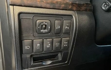 Toyota Land Cruiser 200, 2014 год, 4 200 000 рублей, 10 фотография