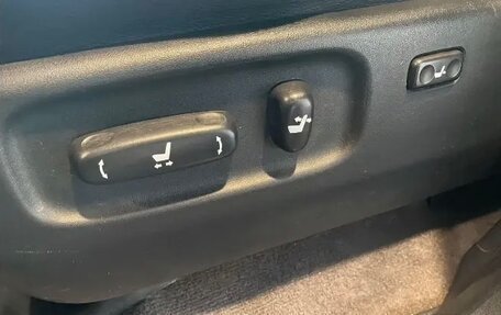 Toyota Land Cruiser 200, 2014 год, 4 200 000 рублей, 13 фотография