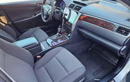 Toyota Camry, 2016 год, 2 100 000 рублей, 8 фотография