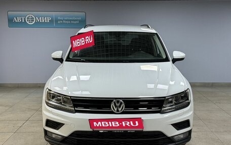 Volkswagen Tiguan II, 2019 год, 2 279 000 рублей, 2 фотография