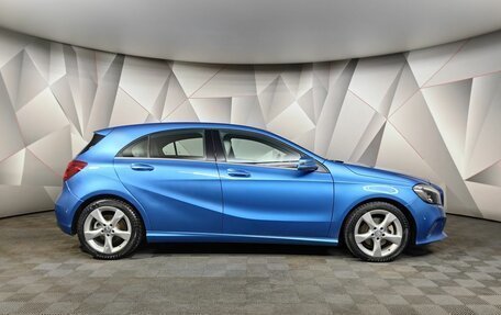 Mercedes-Benz A-Класс, 2015 год, 1 547 000 рублей, 6 фотография