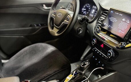 Hyundai Solaris II рестайлинг, 2021 год, 1 380 000 рублей, 3 фотография