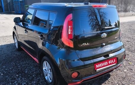 KIA Soul II рестайлинг, 2018 год, 1 835 000 рублей, 3 фотография