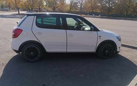 Skoda Fabia II, 2012 год, 800 000 рублей, 4 фотография