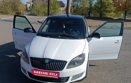 Skoda Fabia II, 2012 год, 800 000 рублей, 2 фотография