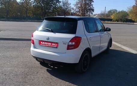 Skoda Fabia II, 2012 год, 800 000 рублей, 5 фотография