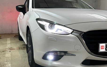 Mazda 3, 2018 год, 1 850 000 рублей, 21 фотография