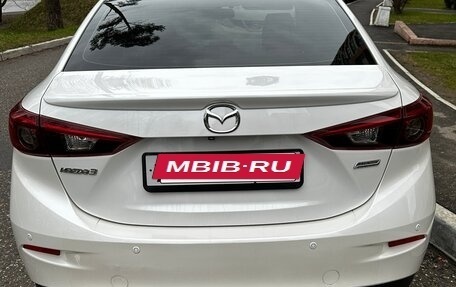 Mazda 3, 2018 год, 1 850 000 рублей, 4 фотография
