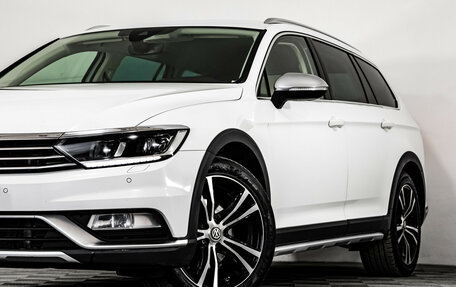 Volkswagen Passat B8 рестайлинг, 2019 год, 2 499 000 рублей, 2 фотография