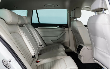 Volkswagen Passat B8 рестайлинг, 2019 год, 2 499 000 рублей, 24 фотография