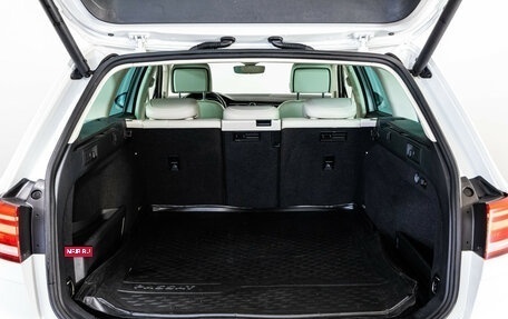 Volkswagen Passat B8 рестайлинг, 2019 год, 2 499 000 рублей, 29 фотография