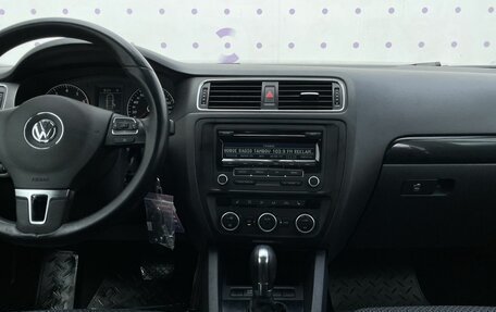 Volkswagen Jetta VI, 2012 год, 999 000 рублей, 12 фотография