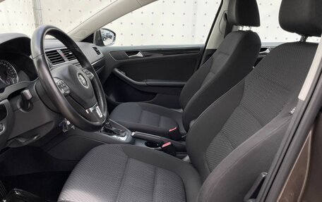 Volkswagen Jetta VI, 2012 год, 999 000 рублей, 10 фотография