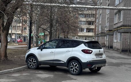 Renault Kaptur I рестайлинг, 2017 год, 1 350 000 рублей, 6 фотография