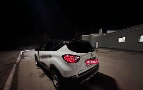 Renault Kaptur I рестайлинг, 2017 год, 1 350 000 рублей, 5 фотография