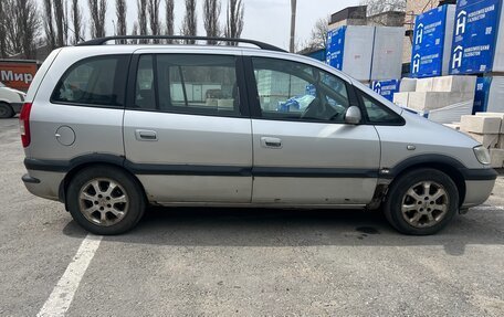Opel Zafira A рестайлинг, 2004 год, 290 000 рублей, 6 фотография