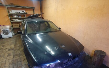 BMW 5 серия, 1996 год, 250 000 рублей, 2 фотография