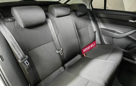 Skoda Rapid I, 2015 год, 911 000 рублей, 17 фотография