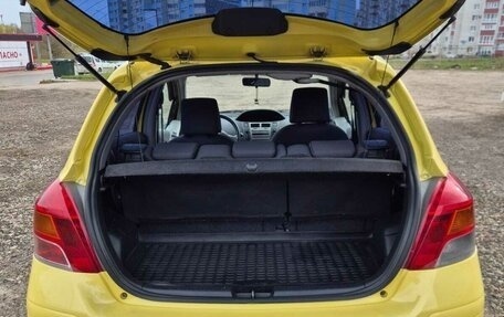 Toyota Yaris III рестайлинг, 2009 год, 665 000 рублей, 9 фотография