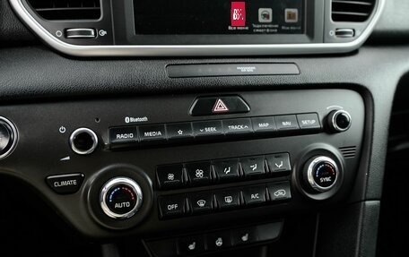 KIA Sportage IV рестайлинг, 2020 год, 2 548 000 рублей, 12 фотография
