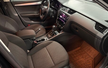 Skoda Octavia, 2019 год, 1 860 000 рублей, 13 фотография