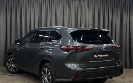 Toyota Highlander, 2020 год, 4 799 999 рублей, 5 фотография