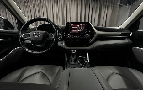 Toyota Highlander, 2020 год, 4 799 999 рублей, 10 фотография