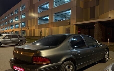Dodge Stratus II, 2000 год, 300 000 рублей, 3 фотография