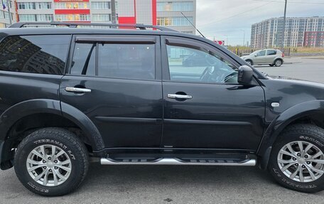 Mitsubishi Pajero Sport II рестайлинг, 2013 год, 2 800 000 рублей, 7 фотография