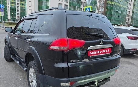 Mitsubishi Pajero Sport II рестайлинг, 2013 год, 2 800 000 рублей, 4 фотография