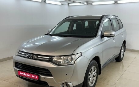 Mitsubishi Outlander III рестайлинг 3, 2013 год, 1 560 000 рублей, 1 фотография