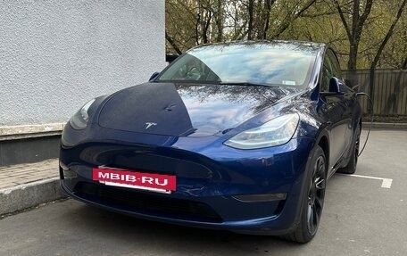Tesla Model Y I, 2021 год, 3 700 000 рублей, 6 фотография