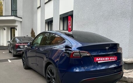 Tesla Model Y I, 2021 год, 3 700 000 рублей, 3 фотография