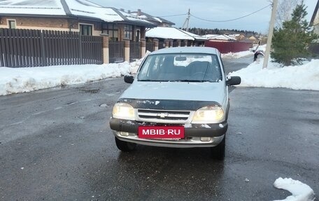 Chevrolet Niva I рестайлинг, 2005 год, 315 000 рублей, 2 фотография