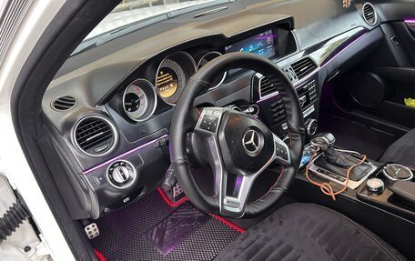 Mercedes-Benz C-Класс, 2012 год, 1 600 000 рублей, 9 фотография