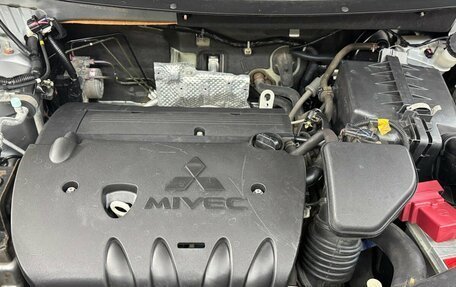 Mitsubishi Outlander III рестайлинг 3, 2013 год, 1 560 000 рублей, 15 фотография