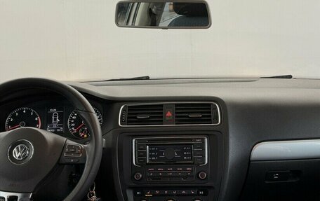Volkswagen Jetta VI, 2013 год, 825 000 рублей, 5 фотография