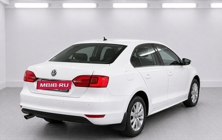 Volkswagen Jetta VI, 2013 год, 825 000 рублей, 4 фотография
