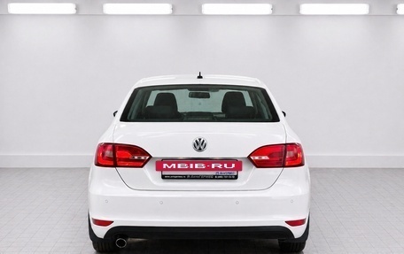 Volkswagen Jetta VI, 2013 год, 825 000 рублей, 3 фотография