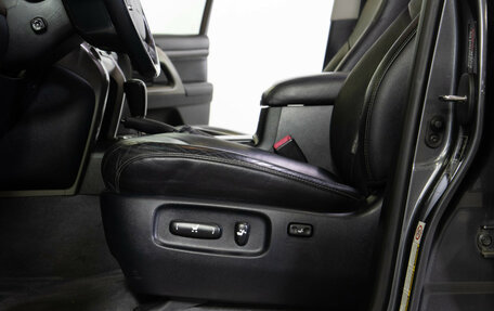 Toyota Land Cruiser 200, 2011 год, 3 398 000 рублей, 15 фотография