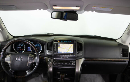 Toyota Land Cruiser 200, 2011 год, 3 398 000 рублей, 12 фотография