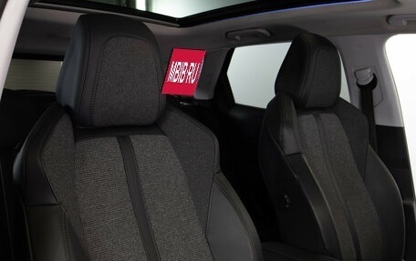 Peugeot 3008 II, 2019 год, 1 798 000 рублей, 13 фотография