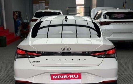 Hyundai Elantra, 2022 год, 1 373 000 рублей, 5 фотография